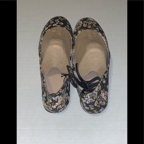Time And Tru Casual Basic Ballet Floral Flats - Picture 5 of 8